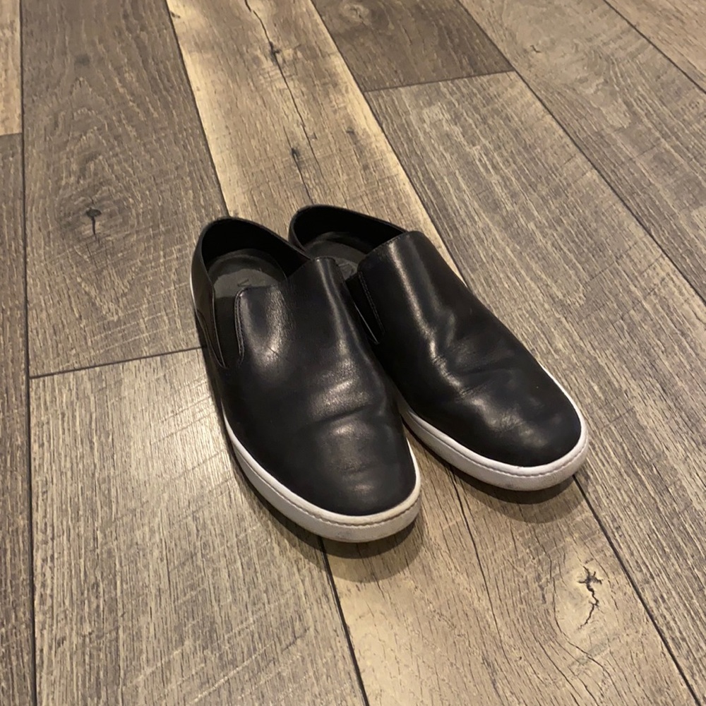 Vince slip on sneakers